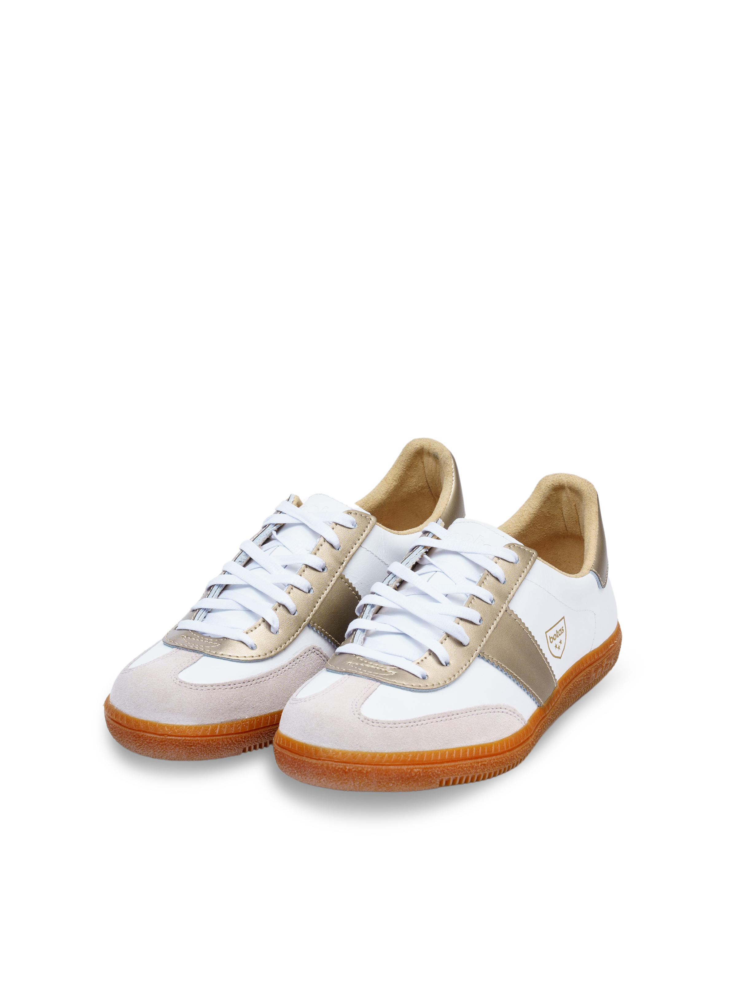 Iconic All Stars 62'