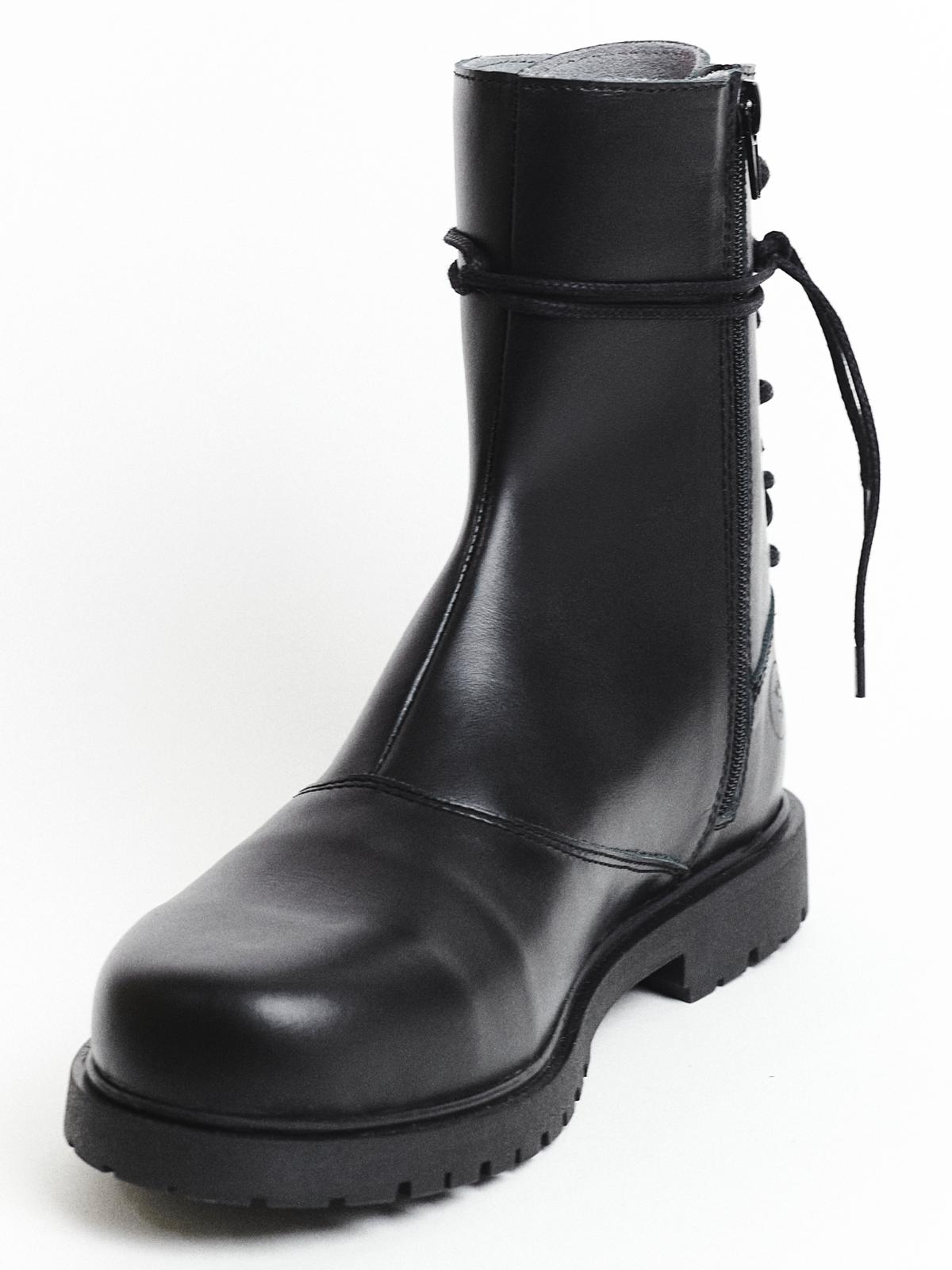 Vasky X Sure Curated Soldier