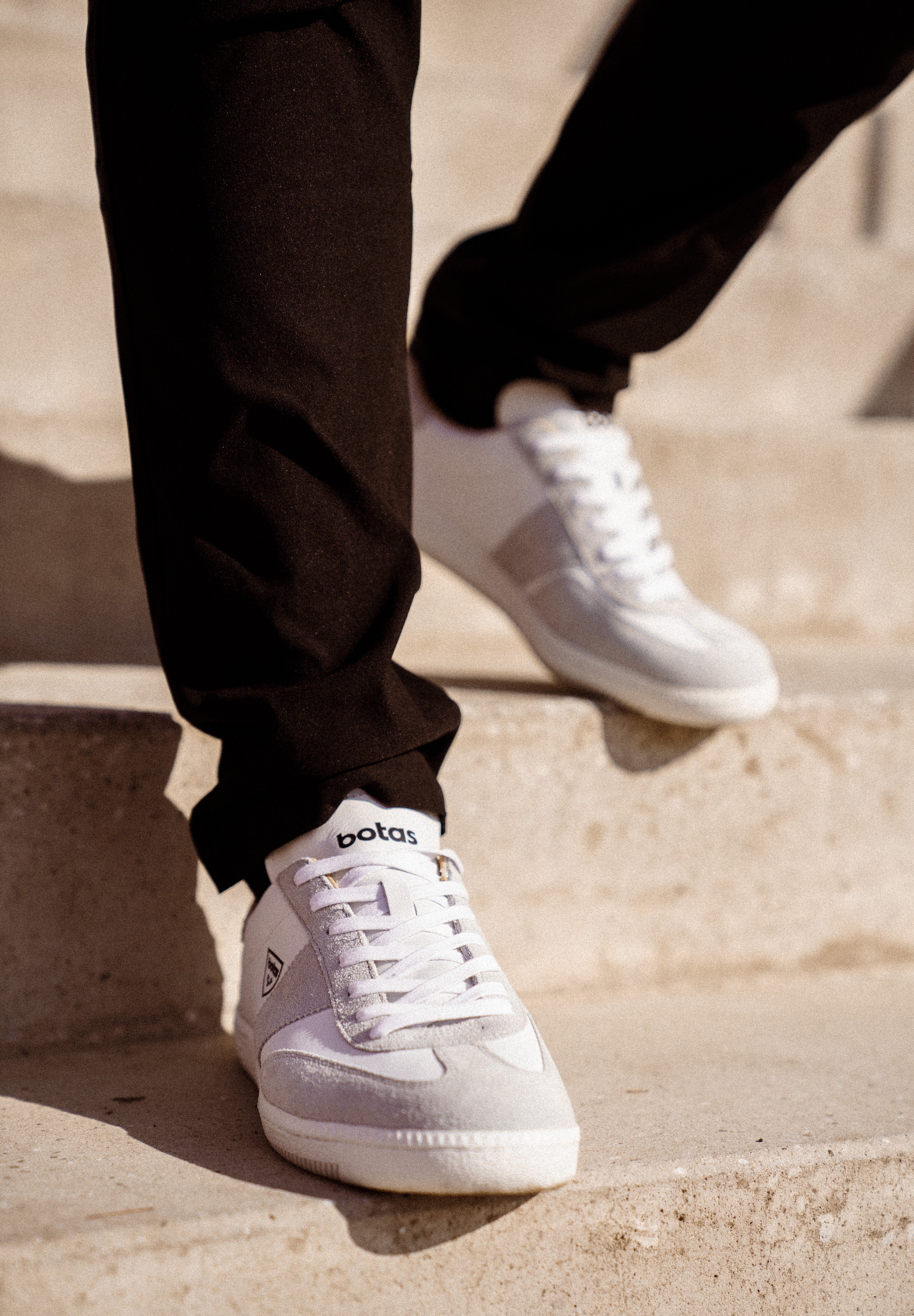 Iconic White